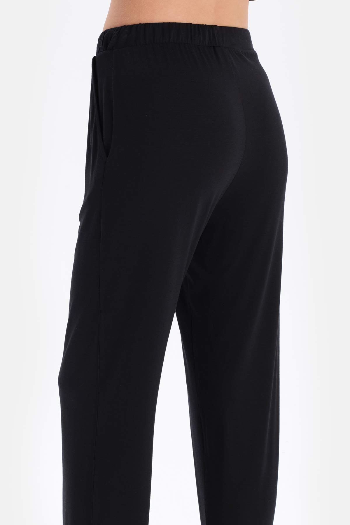 Siyah Nakış Detaylı Viskon Gömlek Pantolon Pijama Takımı