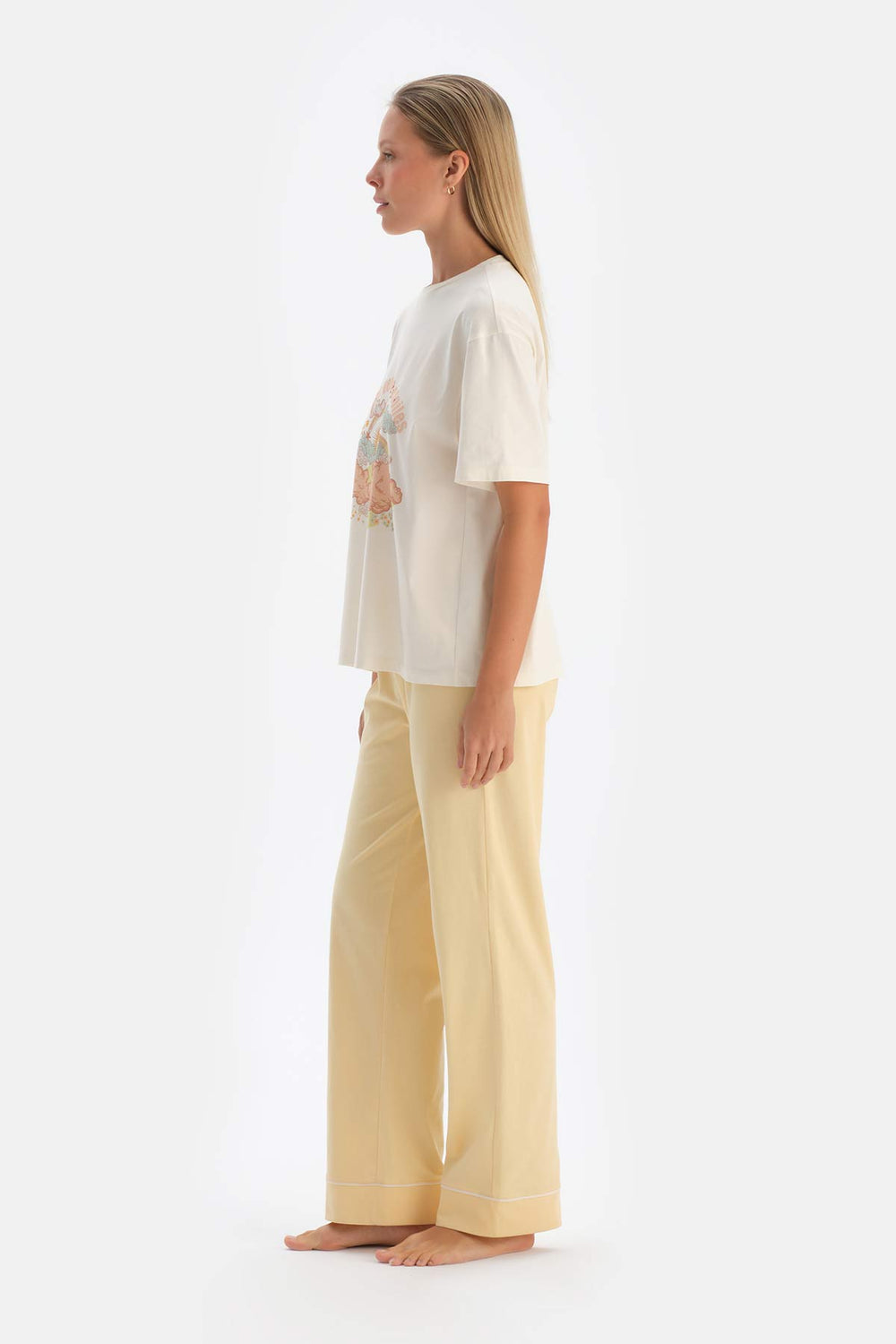 Kırık Beyaz Baskılı Pamuklu Pijama Takımı