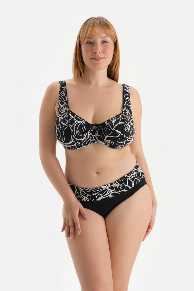 Beyaz-Siyah Yüksek Bel Bikini Alt