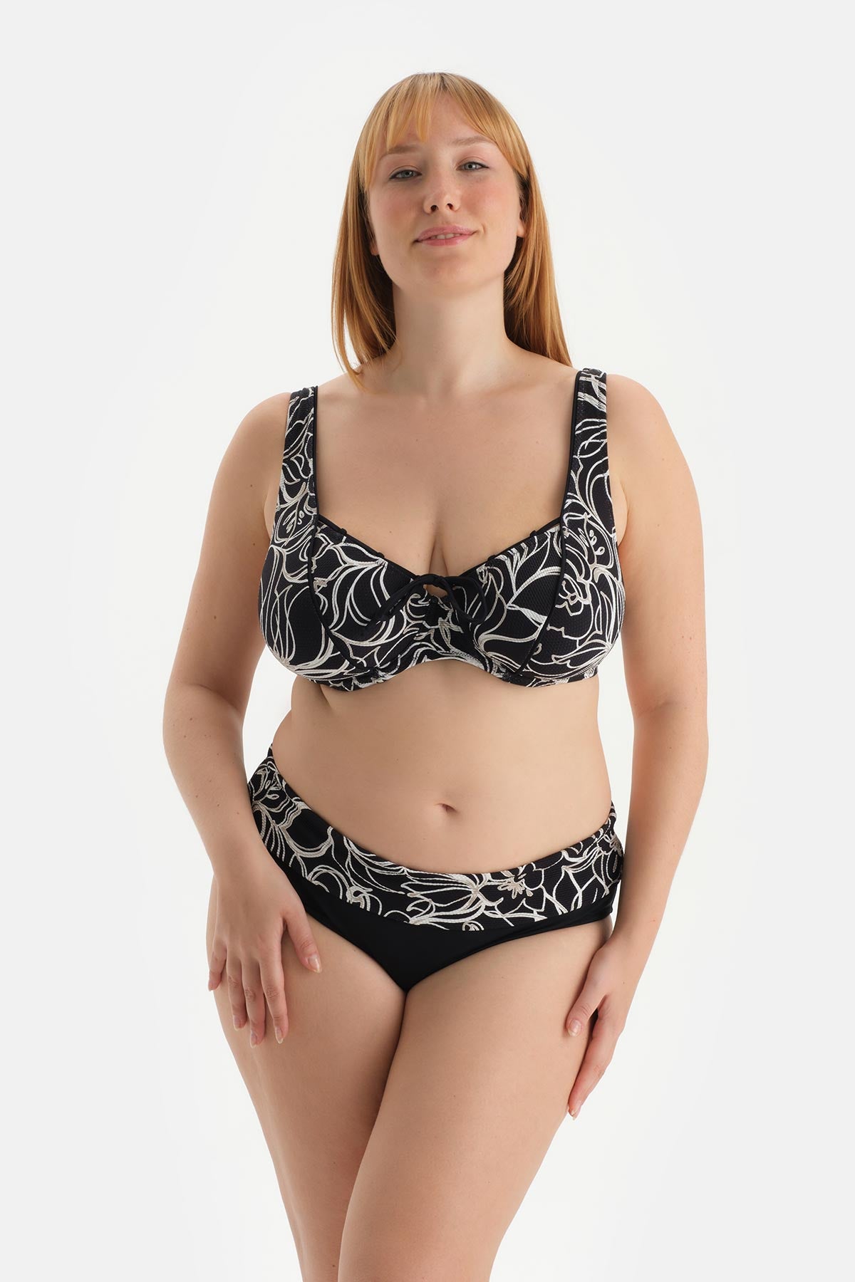 Beyaz-Siyah Yüksek Bel Bikini Alt