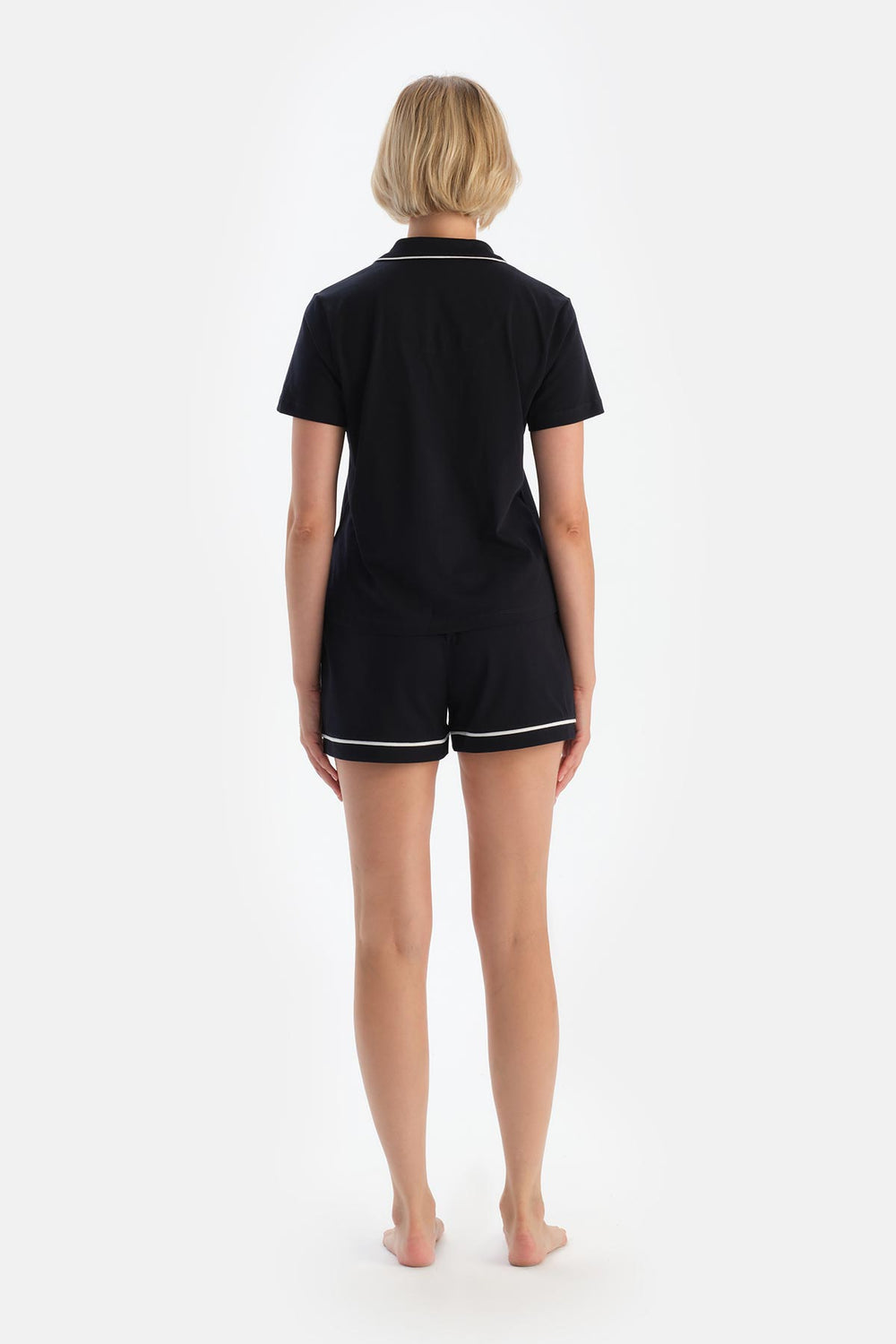 Lacivert Biye Detaylı Basic Şortlu Pijama Takımı