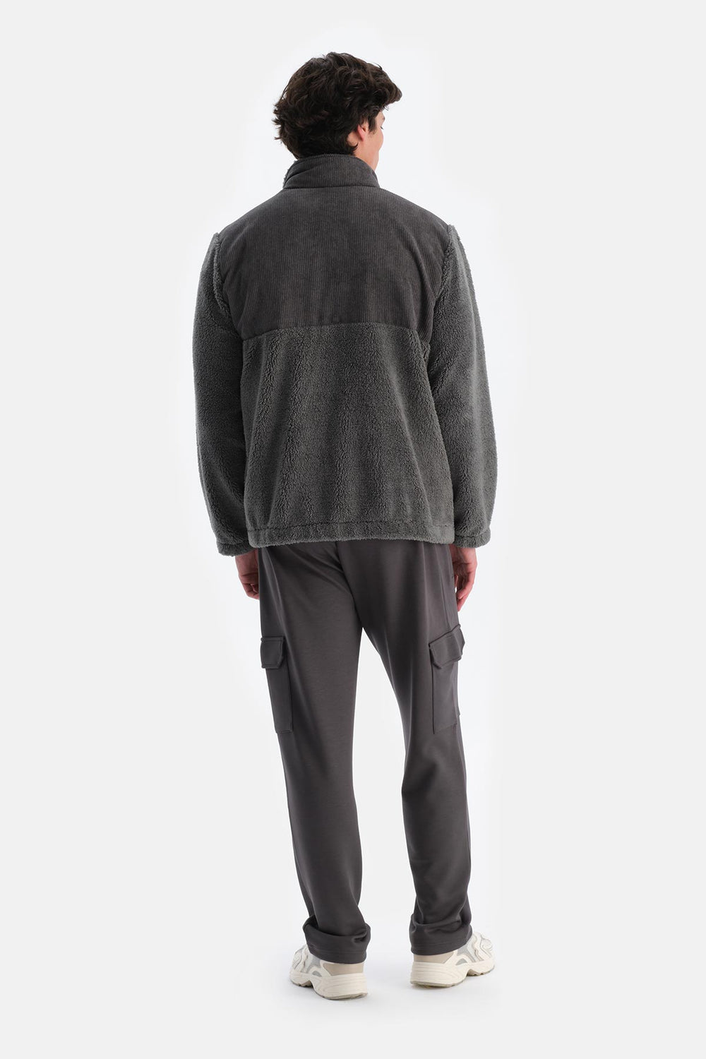 Gri Erkek Önden Fermuarlı Kadife Detaylı Polar Sweatshırt