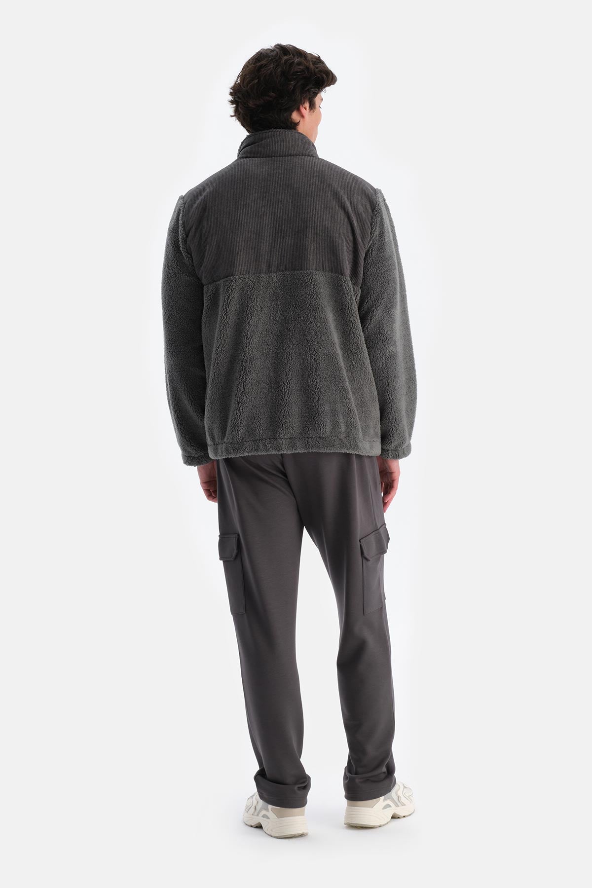 Gri Erkek Önden Fermuarlı Kadife Detaylı Polar Sweatshırt