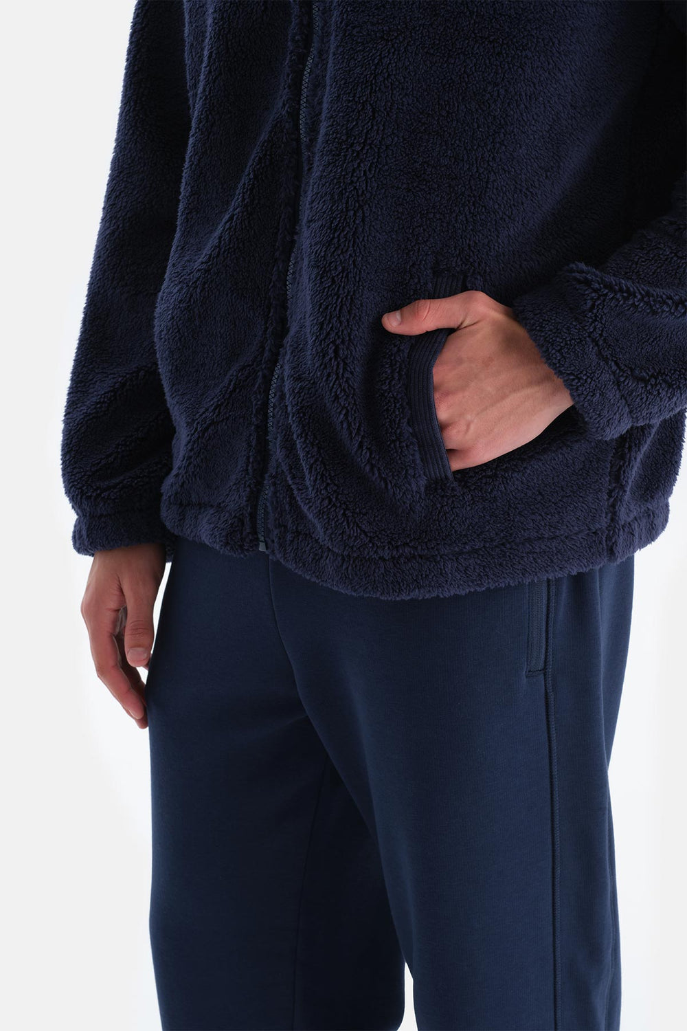 Lacivert Erkek Önden Fermuarlı Kadife Detaylı Polar Sweatshırt