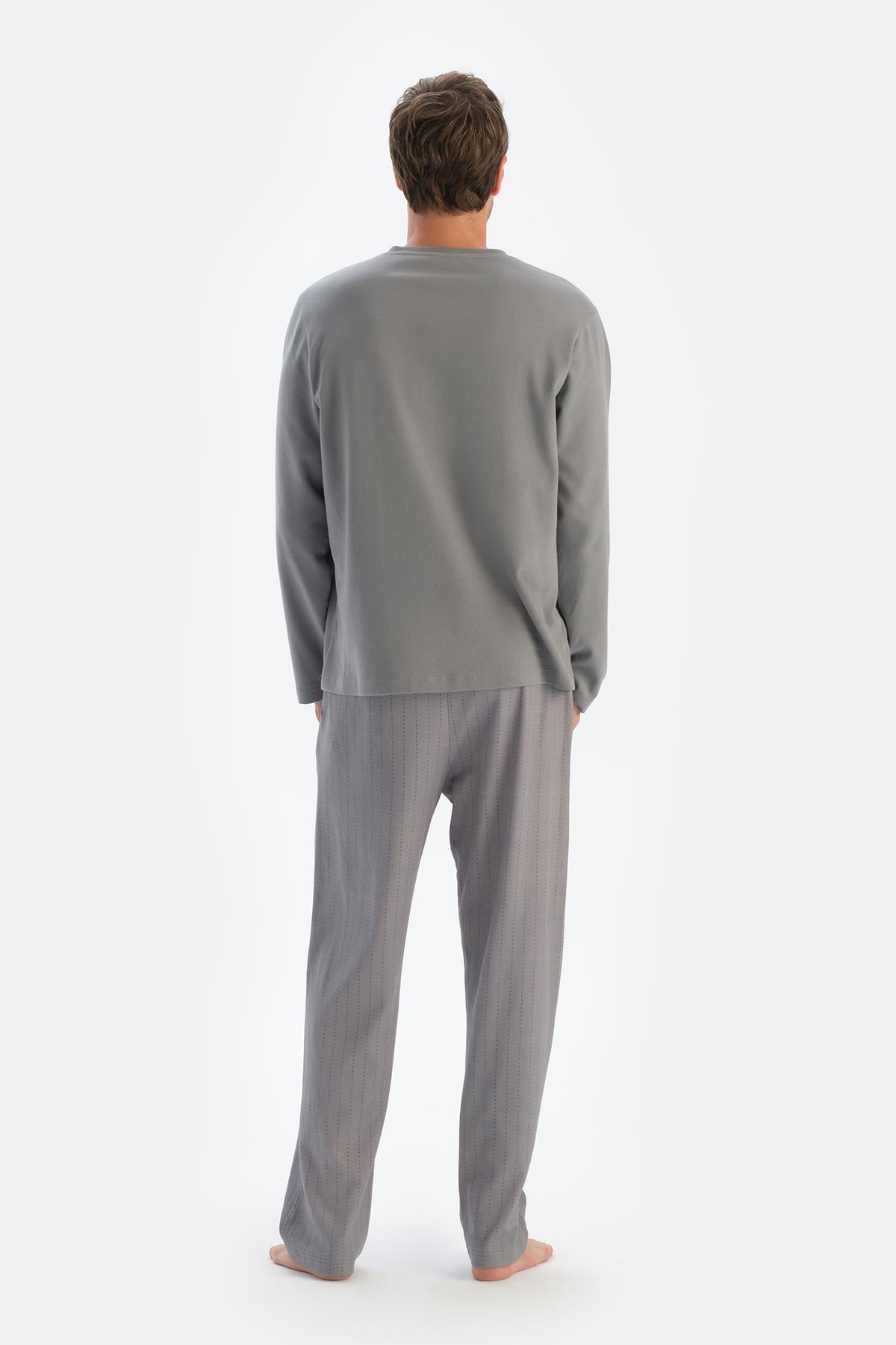 Gri V Yaka Fleto Cepli Tişört Pantolon Pijama Takımı