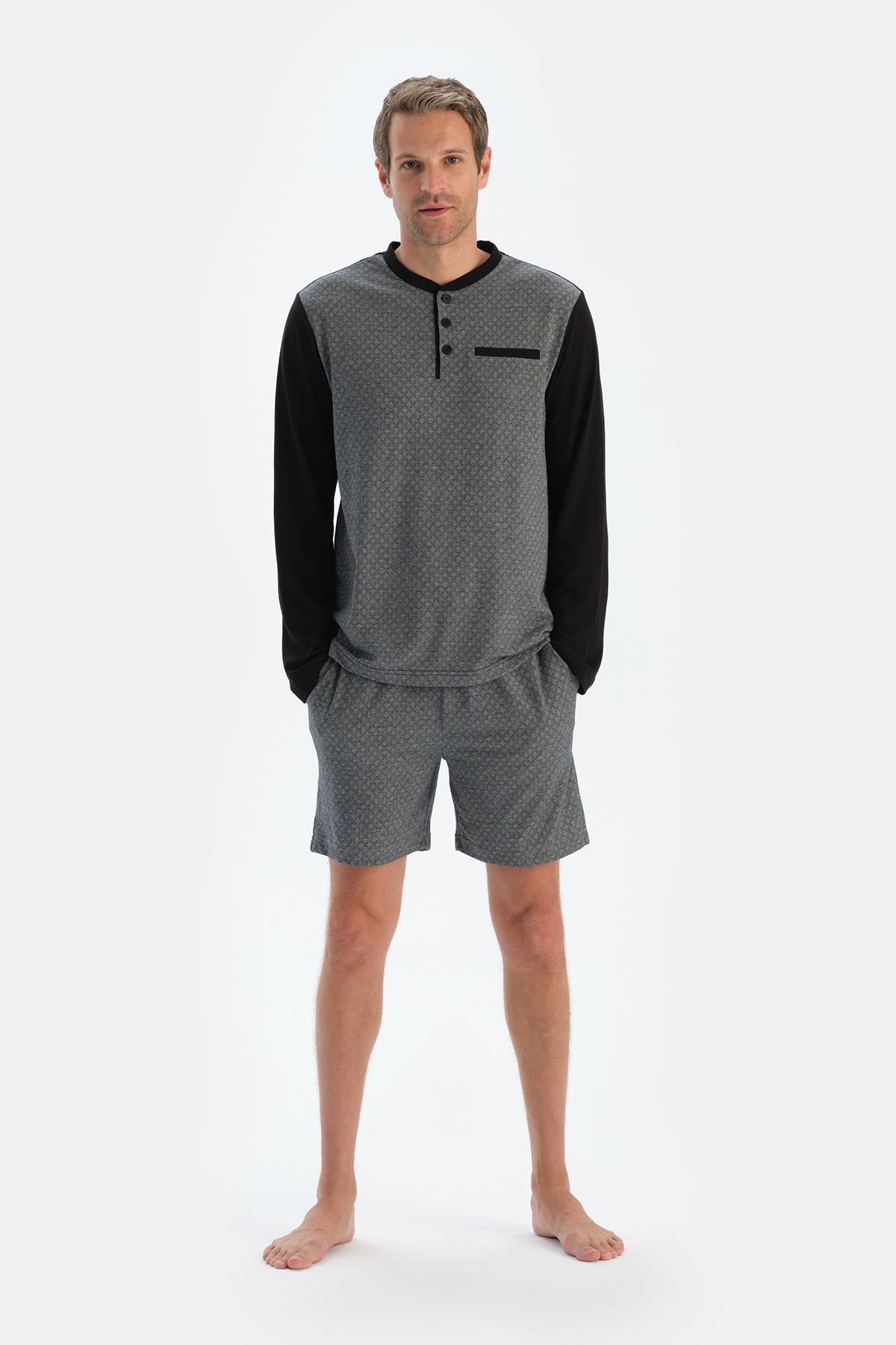 Siyah Desenli Uzun Kollu Üçlü Pijama Takımı