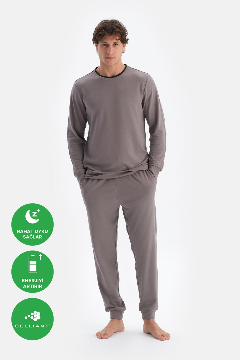 Füme Yaka Ve Bel Detaylı Celliant Pijama Takımı