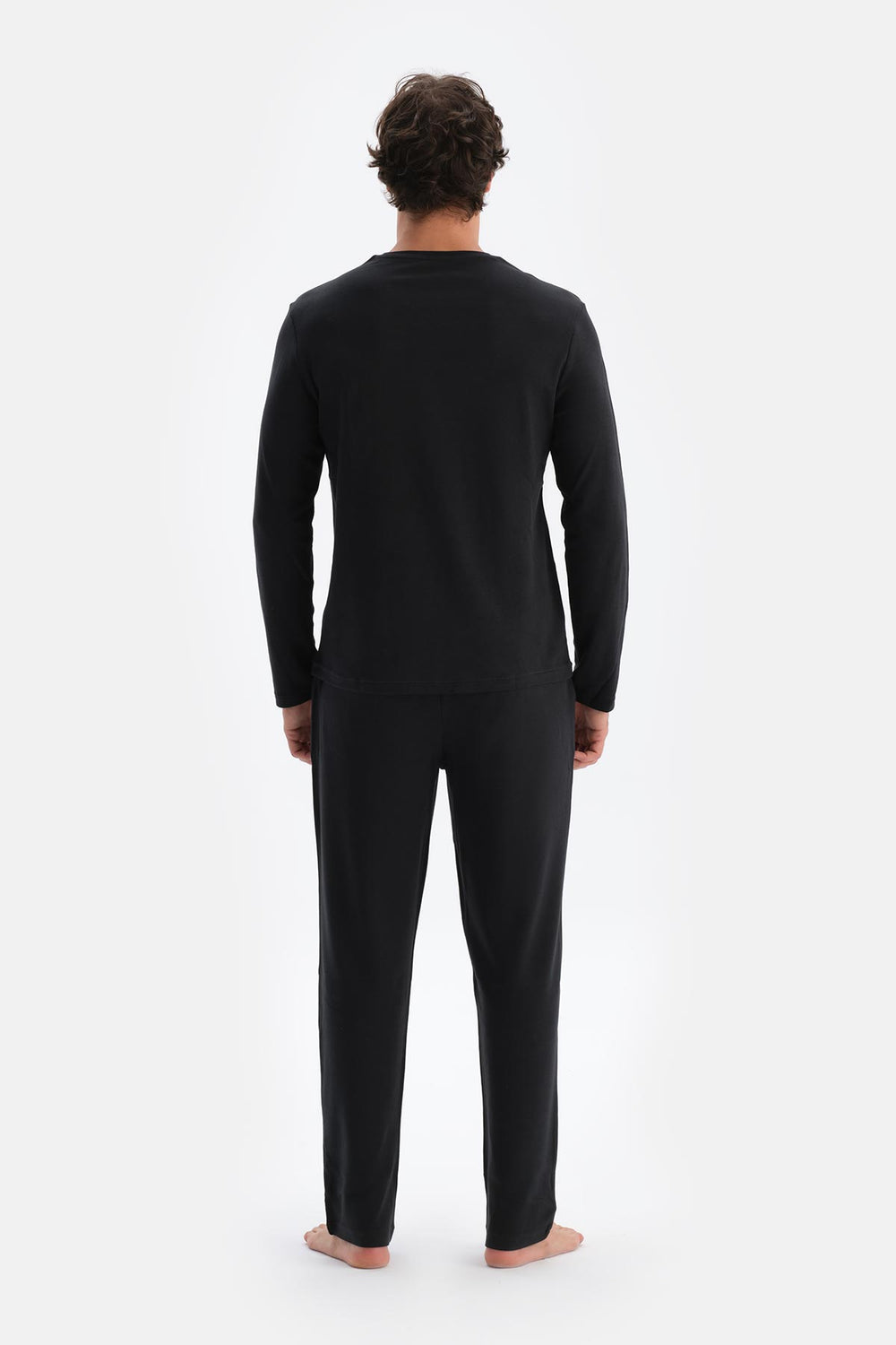 Siyah V Yaka Uzun Kollu Celliant Pijama Takımı