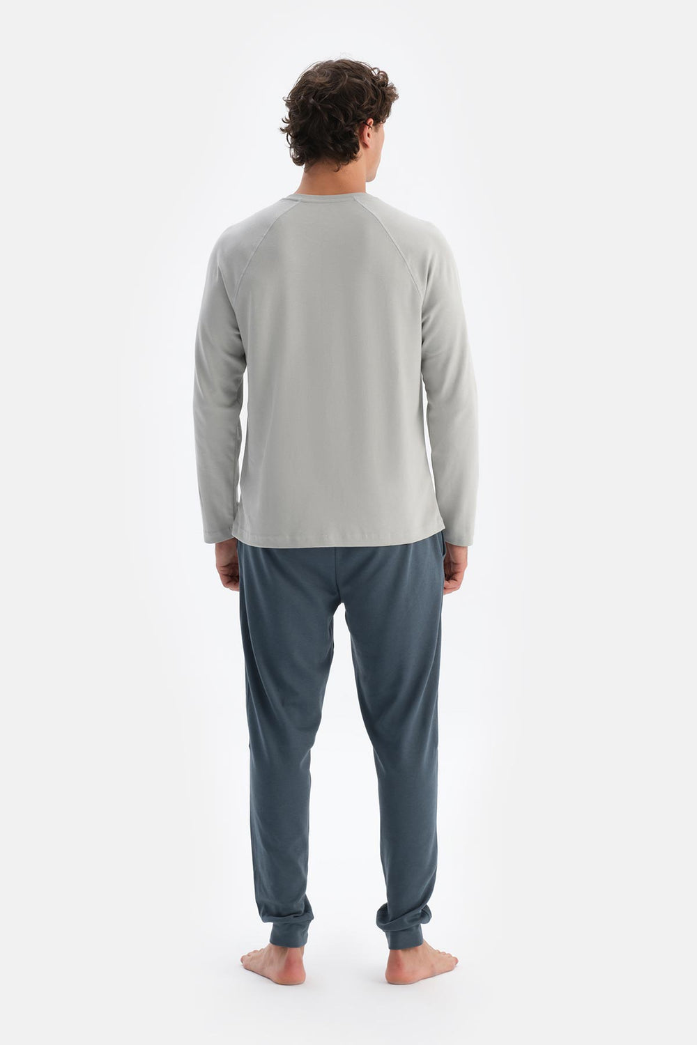 Gri Yarım Patlı Cep Detaylı Celliant Pijama Takımı