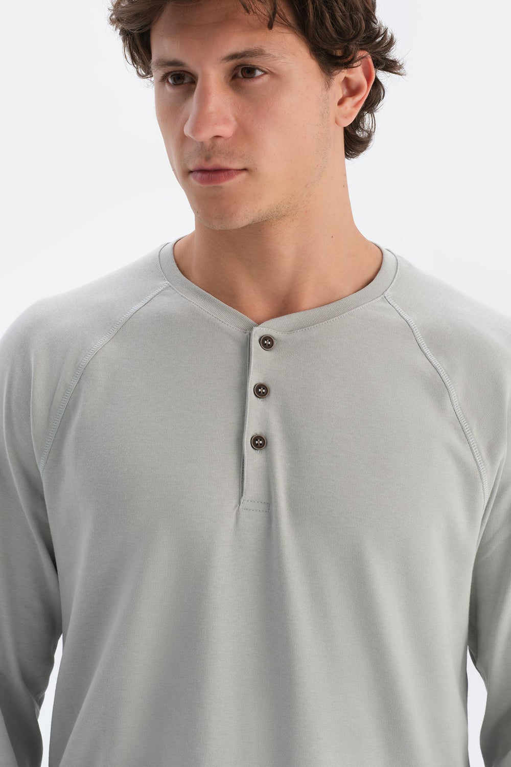 Gri Yarım Patlı Cep Detaylı Celliant Pijama Takımı