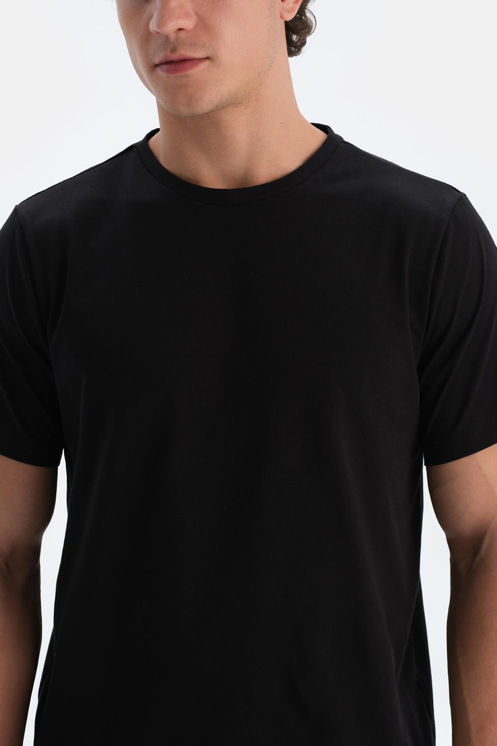 Siyah Erkek O Yaka Pijama Takımı