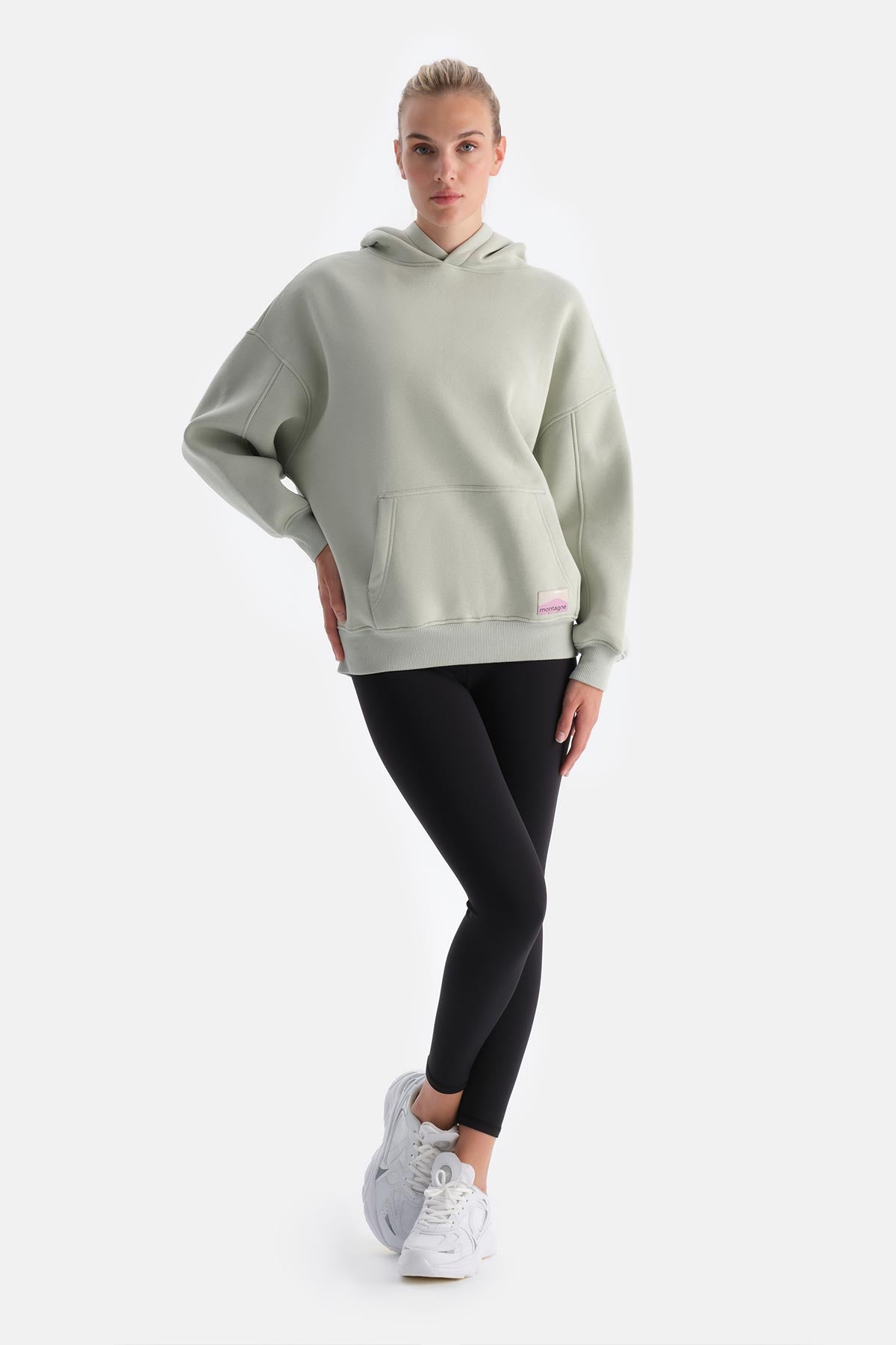 Mint Yeşili Kadın Sırt Baskılı Kapişonlu Sweatshırt