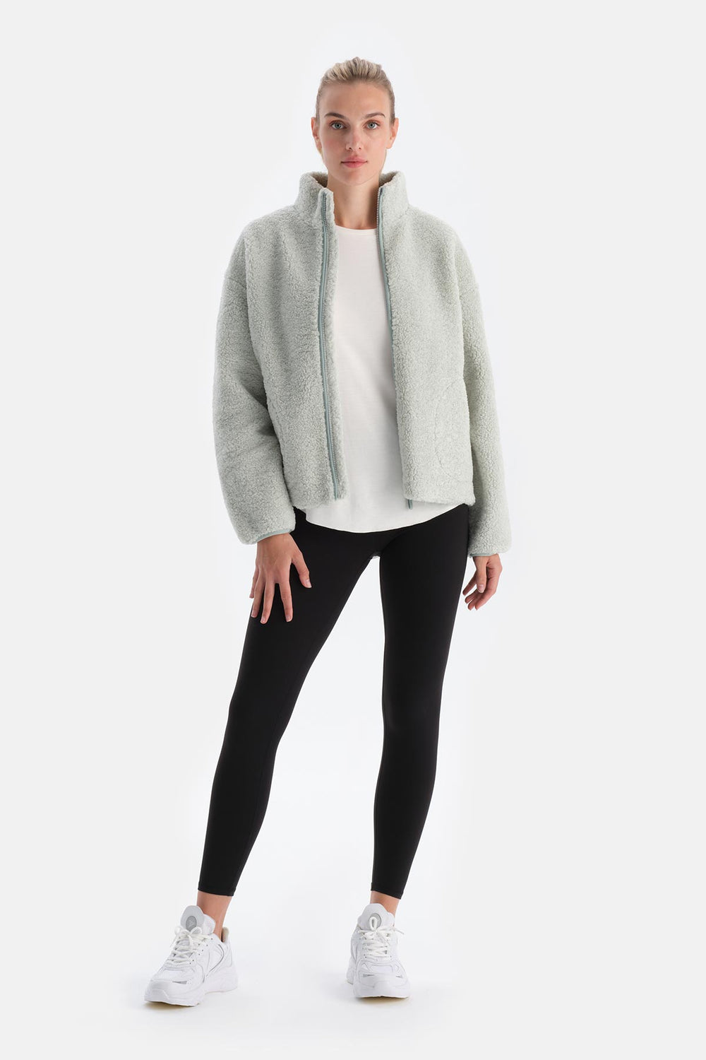 Mint Yeşili Kadın Önden Fermuarlı Polar Mont