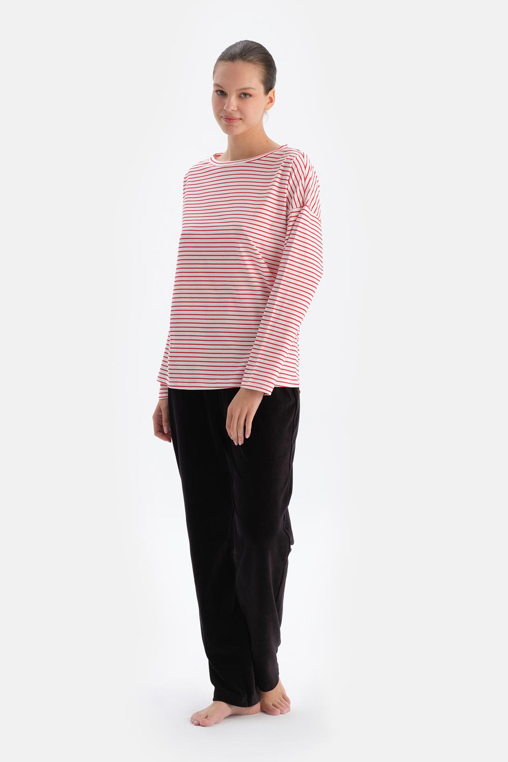 Kırmızı Kadın Bisiklet Yaka Pijama Üstü