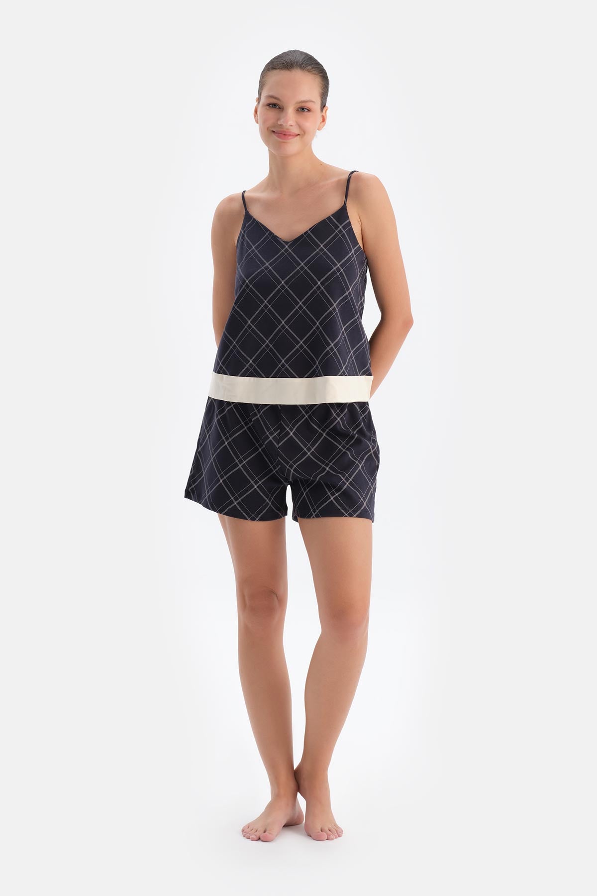 Lacivert Desenli Atlet Şort Pijama Takımı