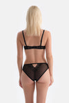 Siyah Dantelli Toparlayıcı Sütyen