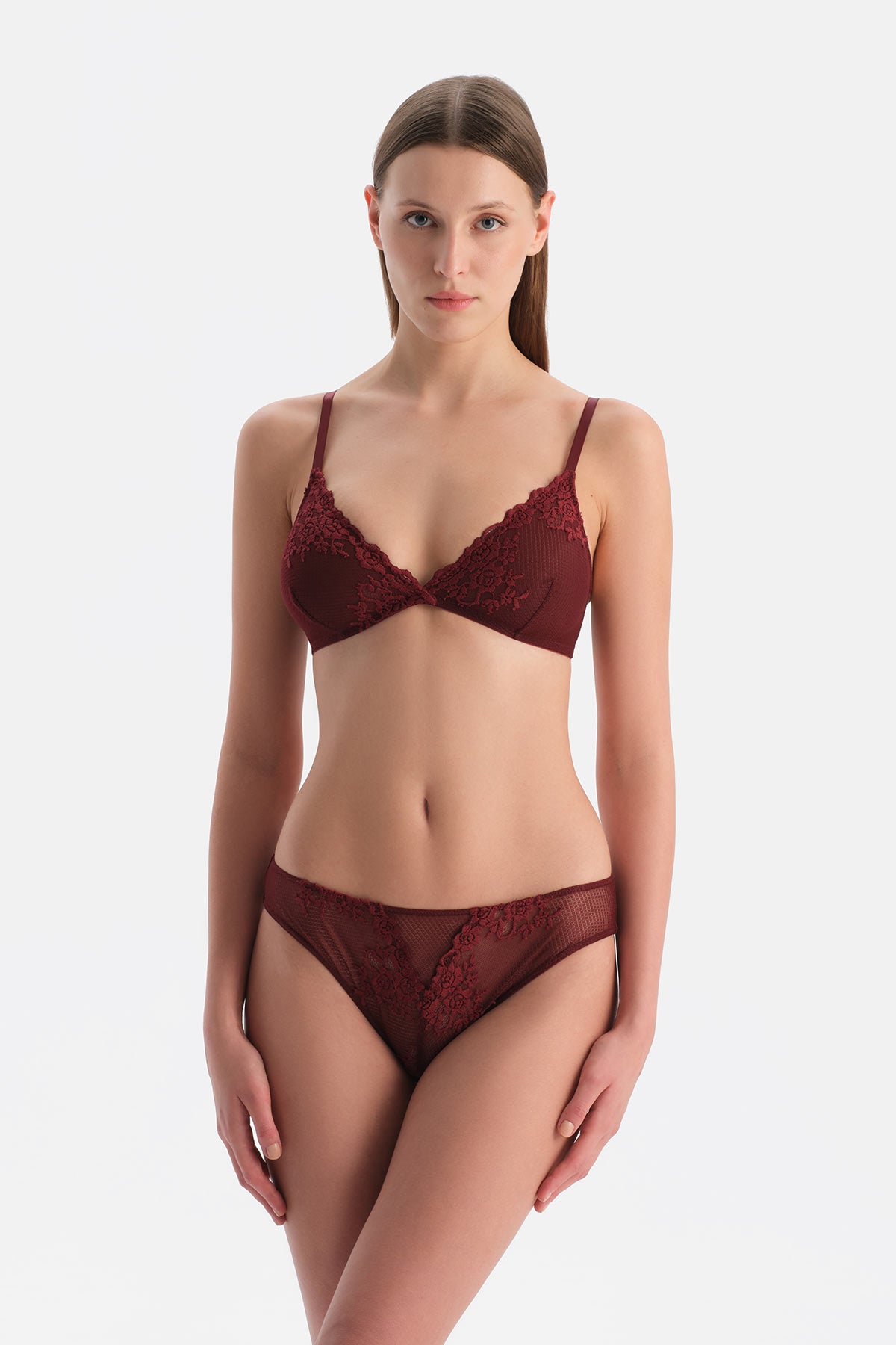 Bordo Dantelli Soft Sütyen