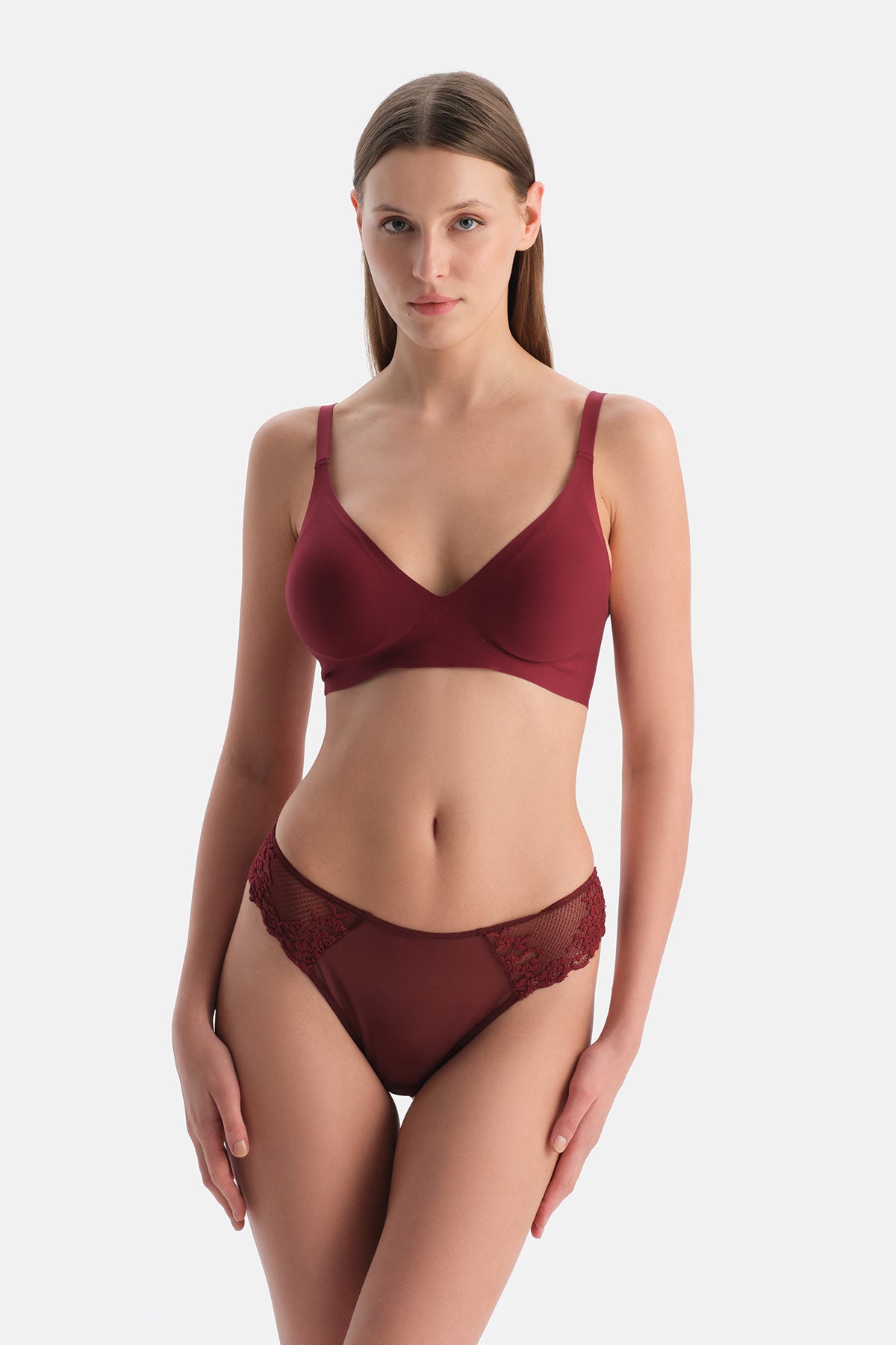 Bordo Suzie Balensiz Dikişsiz Sütyen