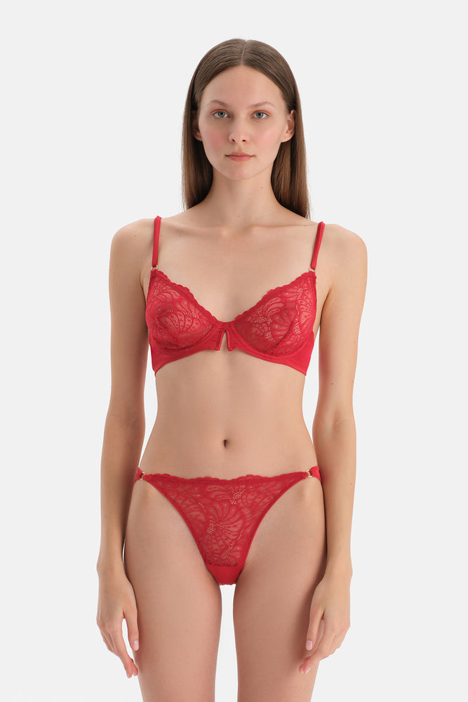 Kırmızı Dantelli Brief Külot