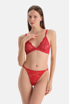 Kırmızı Dantelli G-String Külot
