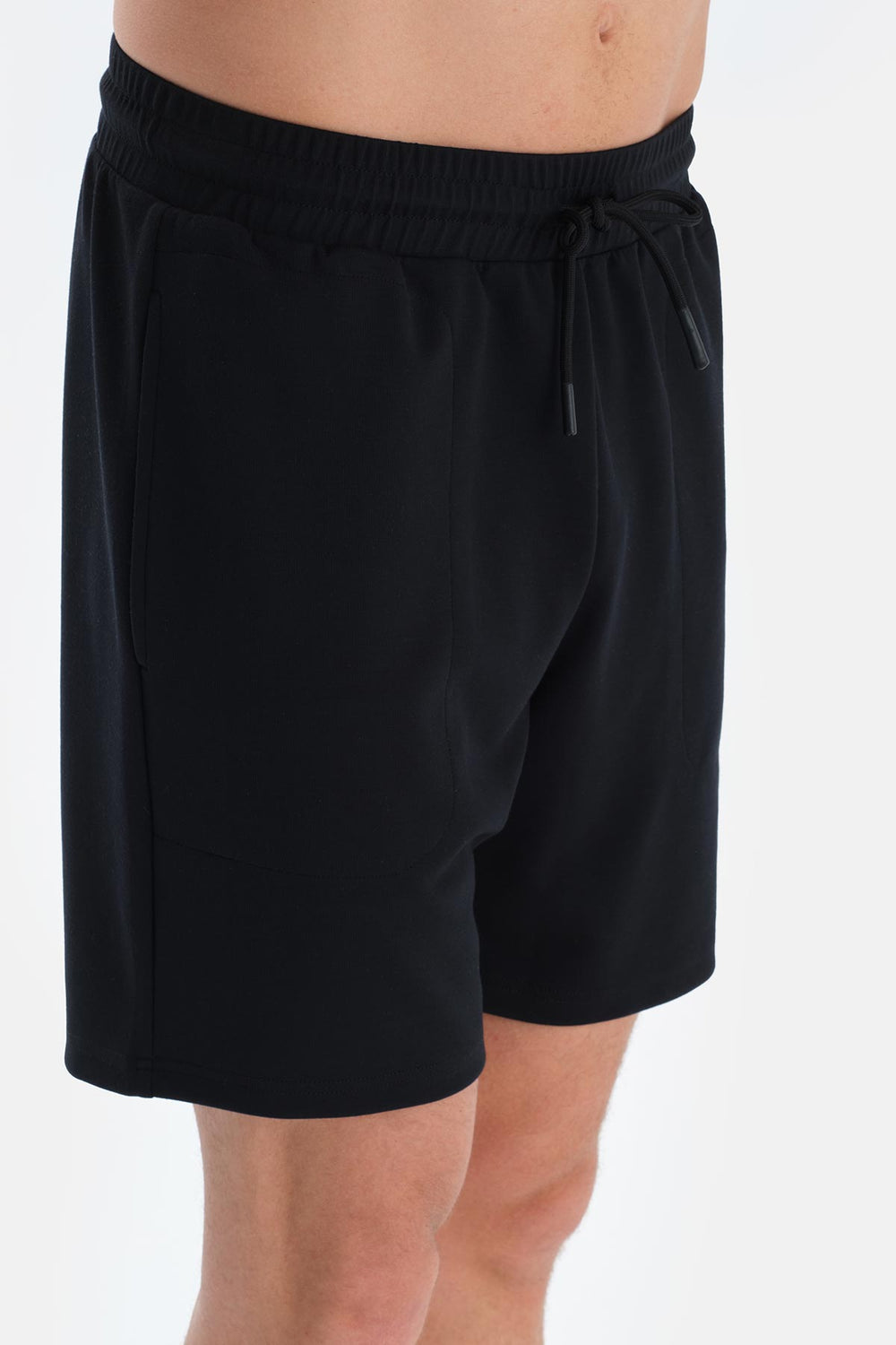 Siyah Cepli Ve Kordonlu Modal Scuba Şort