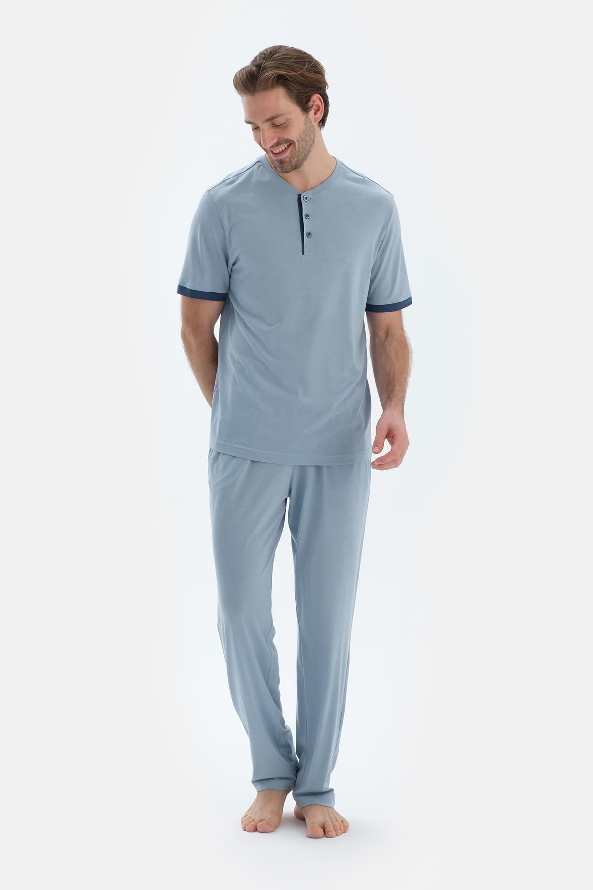 Açık Mavi Kısa Kollu Patlı Basıc Tişört Pantolon Pijama Takımı