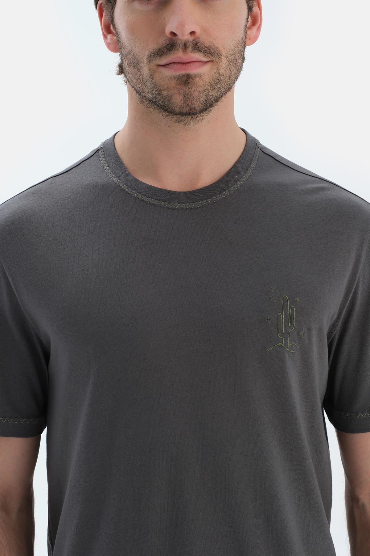 Antrasıt Kısa Kollu Dikiş Detaylı Tişört Pantolon Pijama Takımı