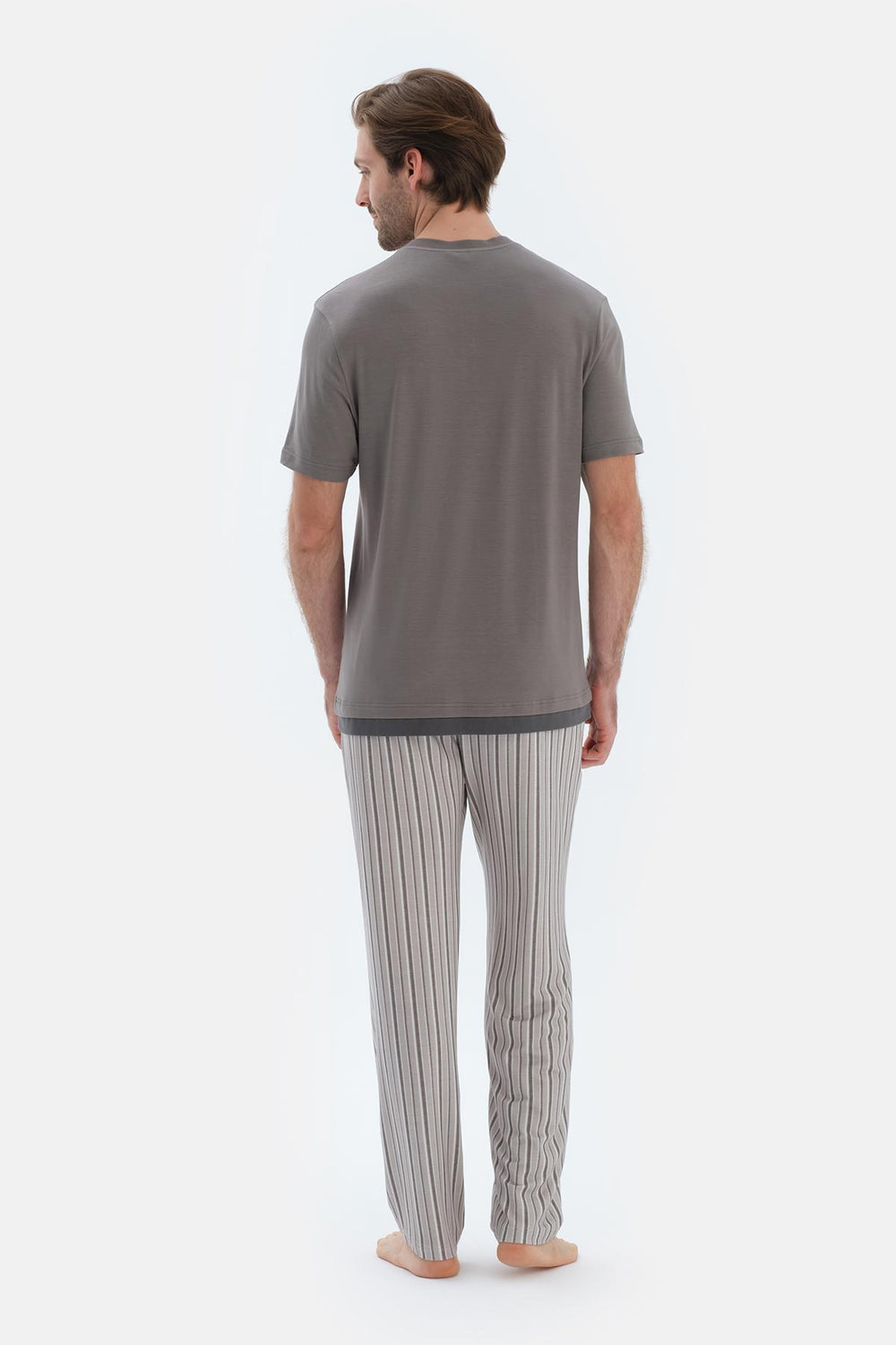 Gri Kısa Kollu Yarım Patlı Tişört Pantolon Pijama Takımı