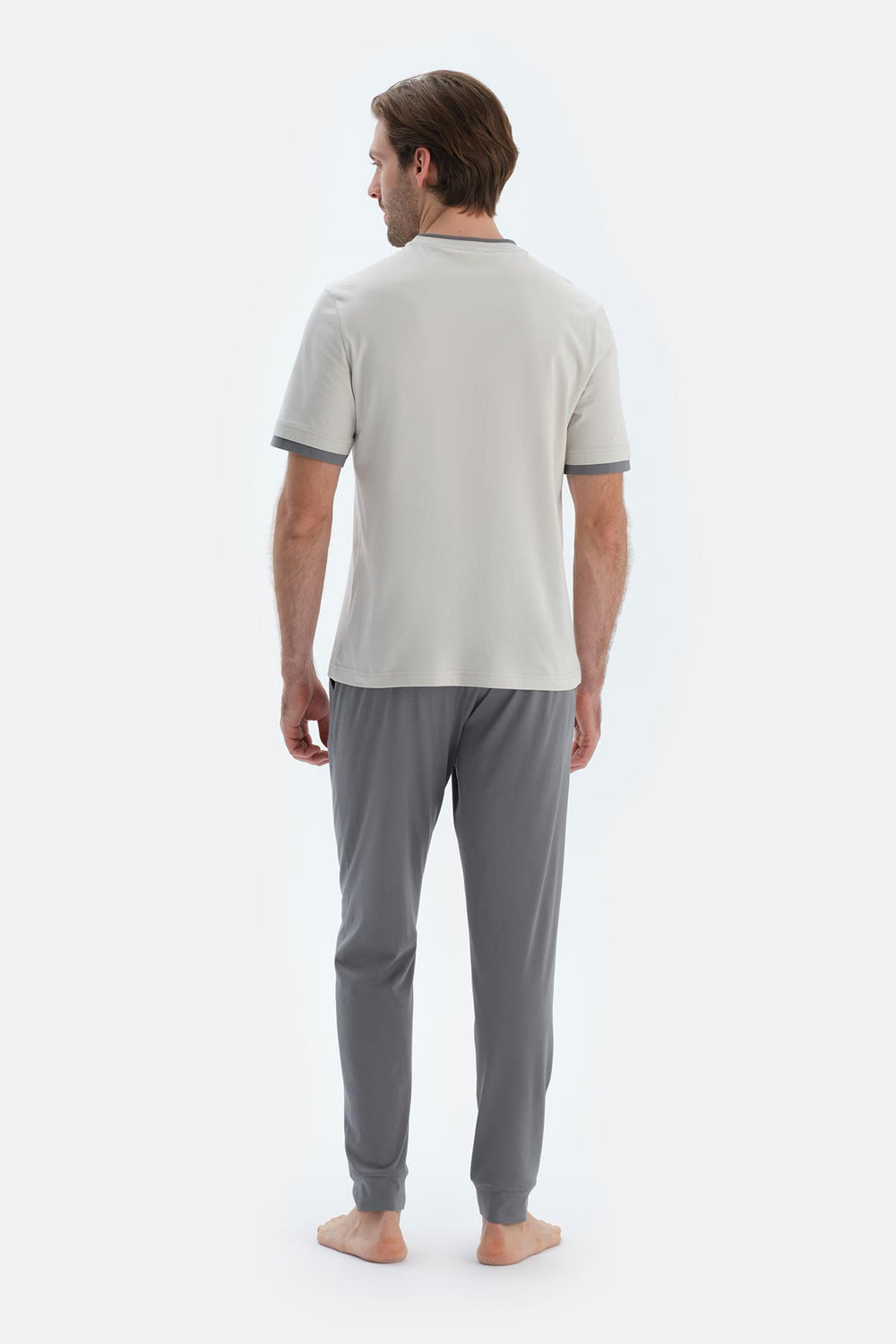 Açık Gri Kısa Kollu Baskı Detaylı Tişört Pantolon Pijama Takımı