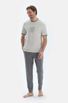 Açık Gri Kısa Kollu Baskı Detaylı Tişört Pantolon Pijama Takımı