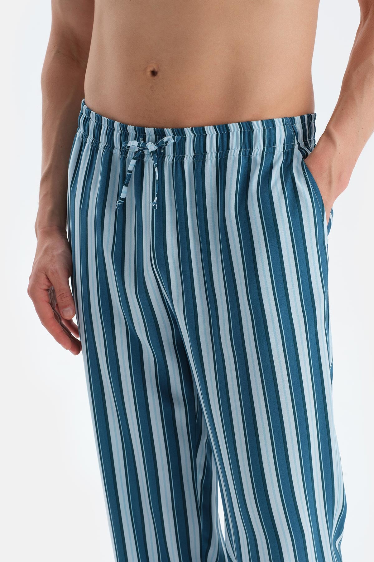 Açık Petrol Baskı Detaylı Kısa Kollu Tişört Pantolon Pijama Takımı