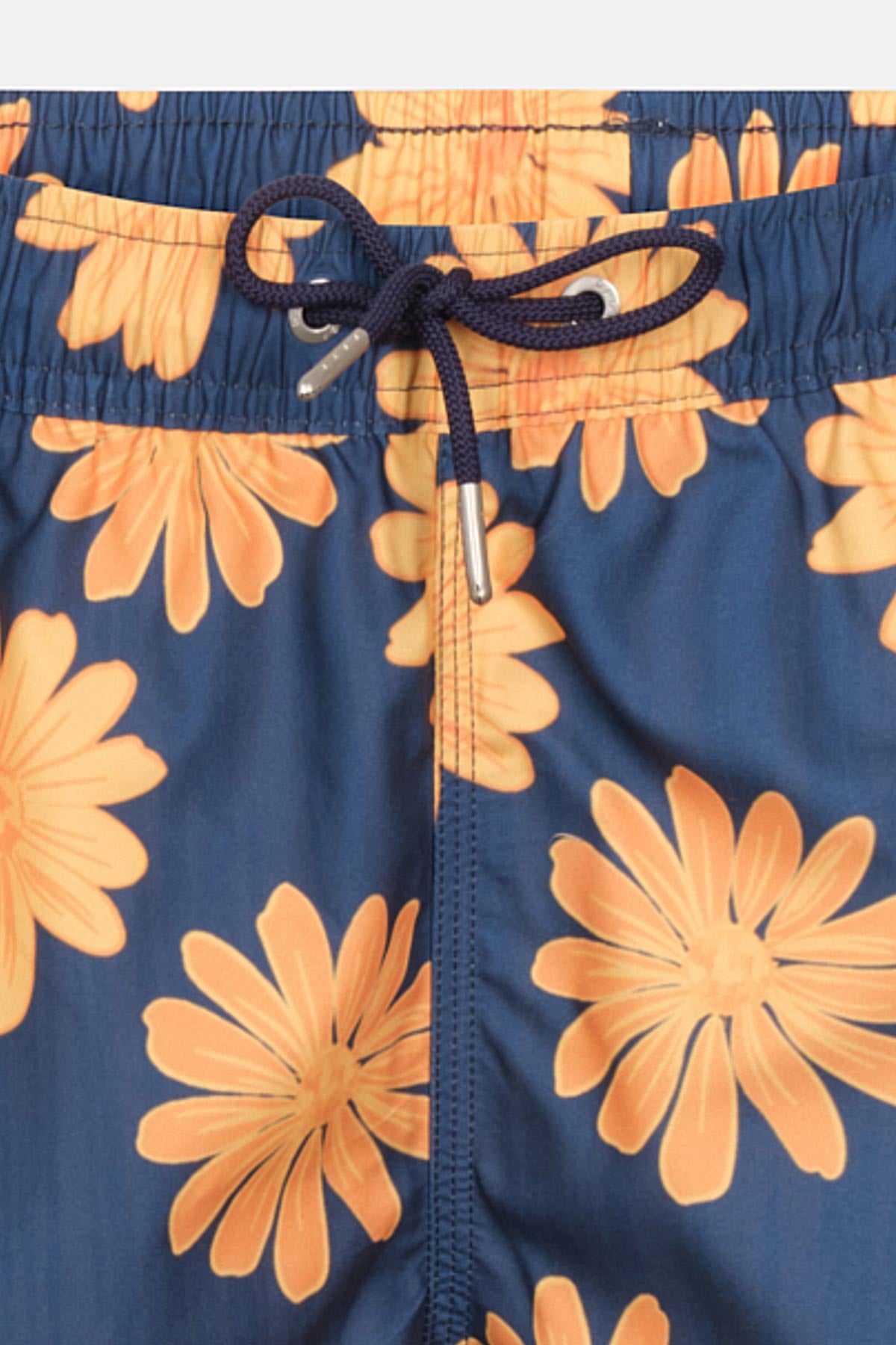 Multicolor Papatya Desenli Orta Şort