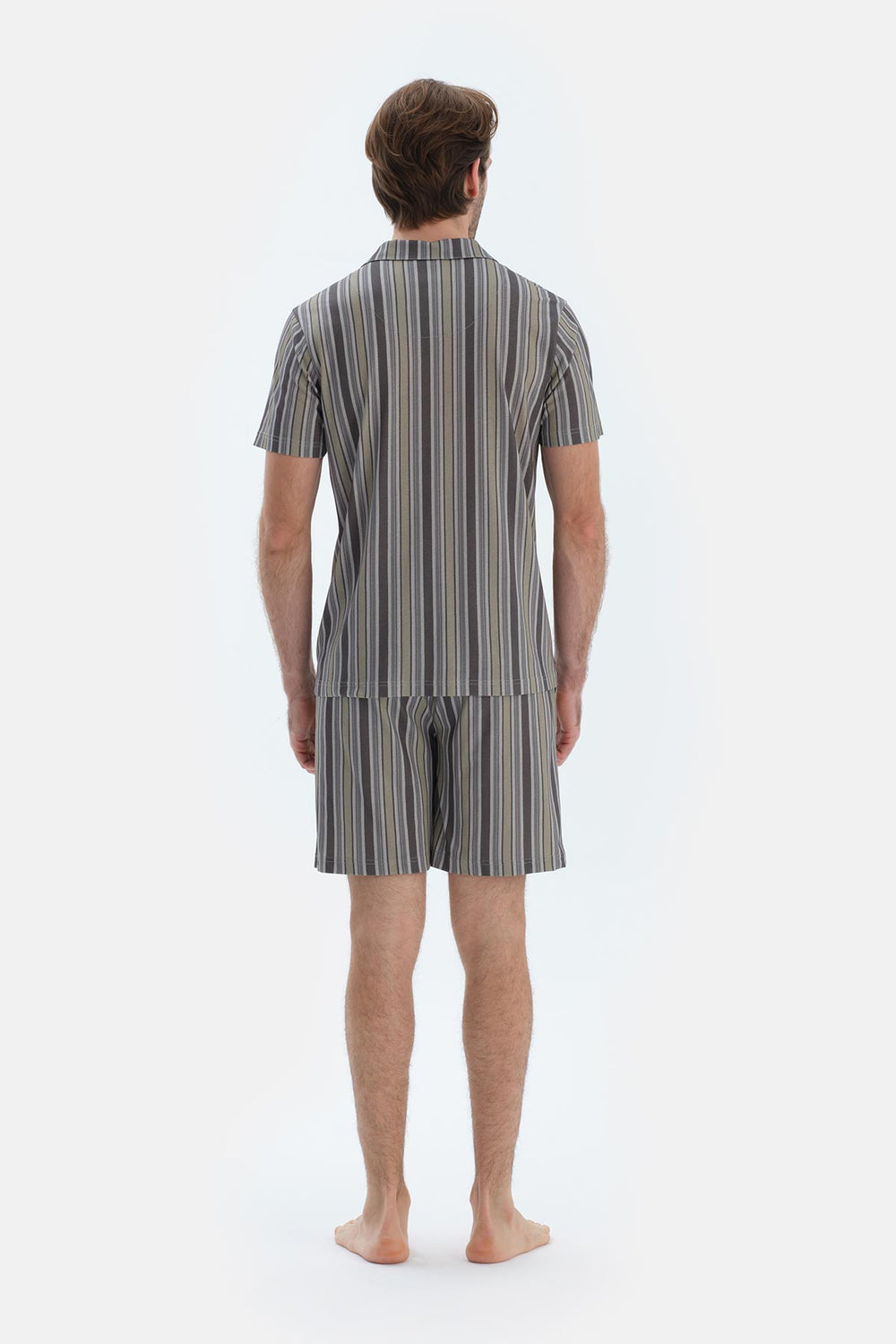 Siyah Metraj Çizgi Baskılı Gömlek Şort Pijama Takımı