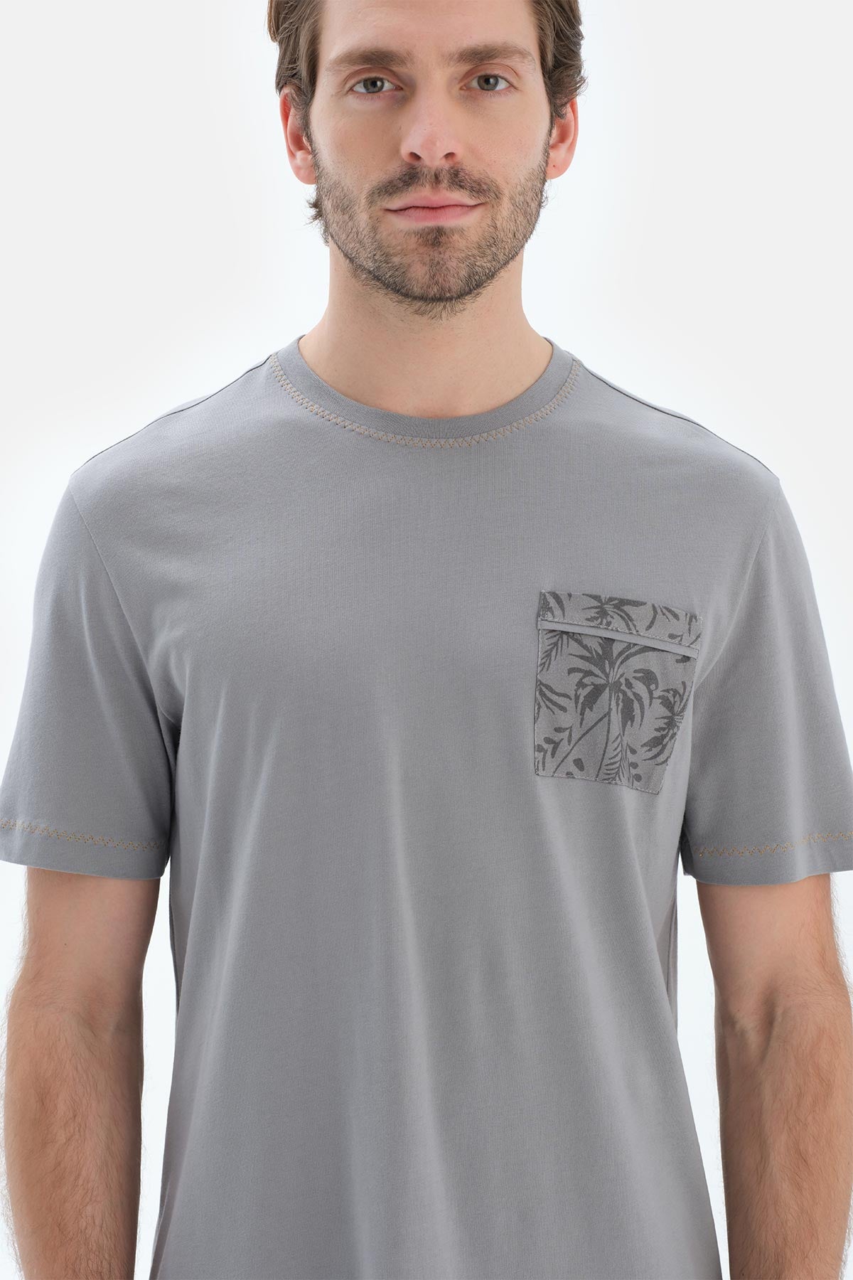 Gri Kısa Kollu Cep Detaylı Tişört Şort Pijama Takımı