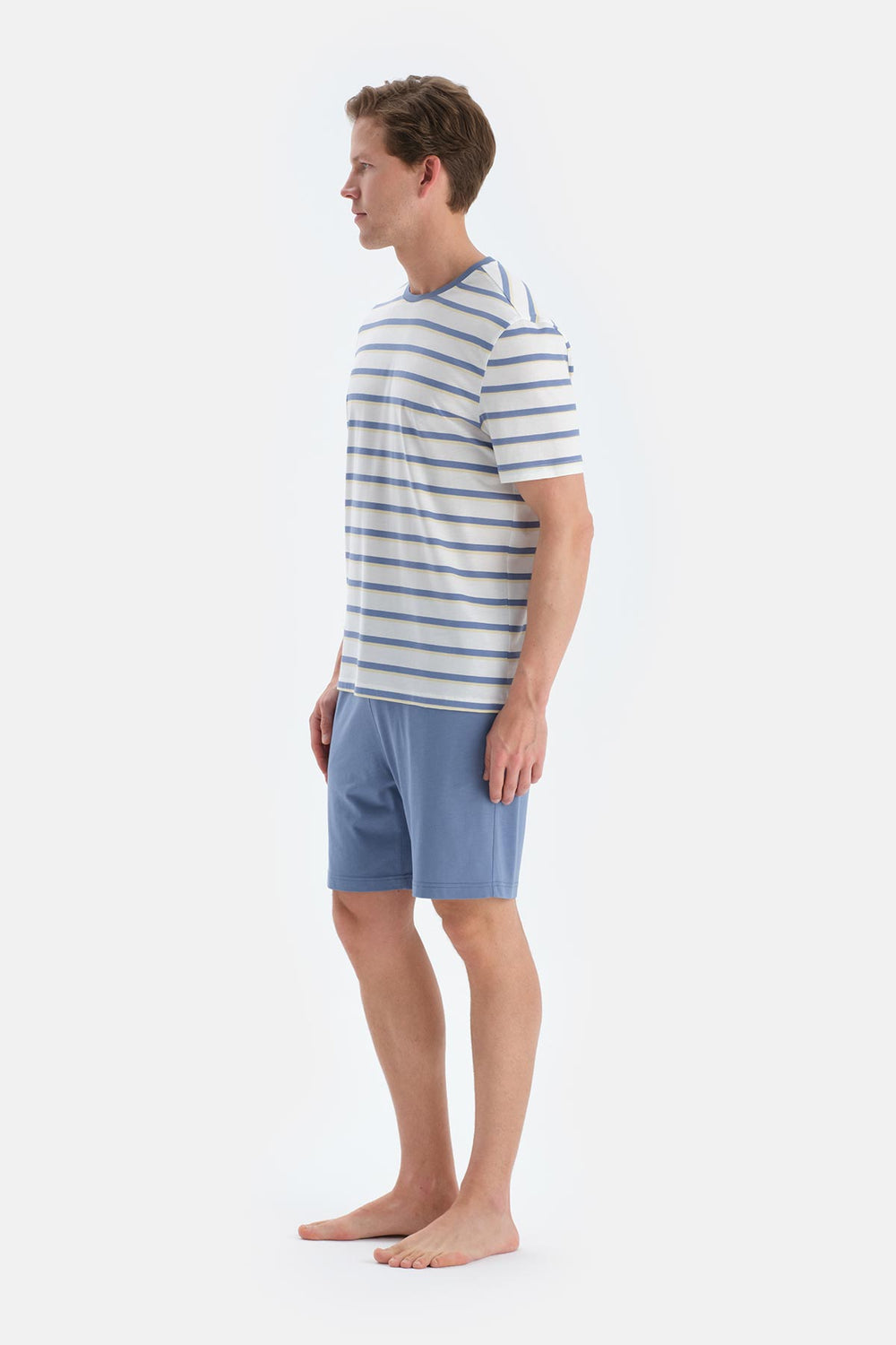 Açık Sarı Çizgili Kısa Kollu Tişört Şort Pijama Takımı