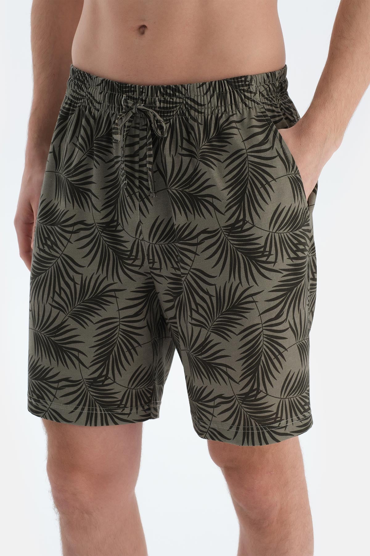 Açık Yeşil Baskı Ve Dikiş Detaylı Tişört Şort Pijama Takımı