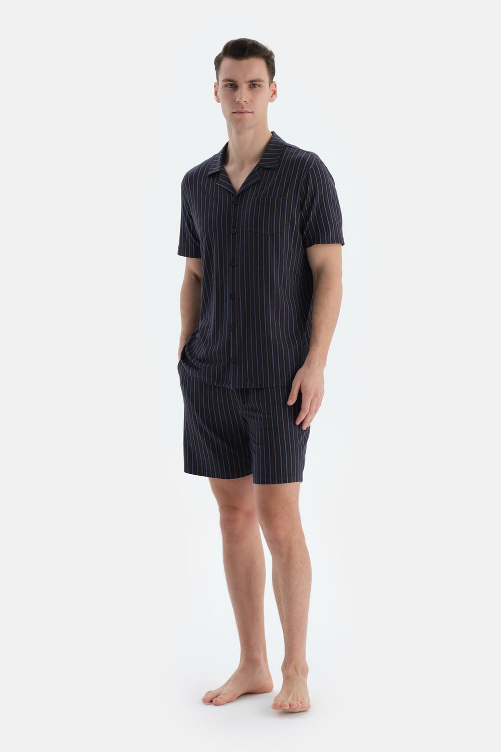 Lacivert Çizgili Gömlek Şort Pijama Takımı