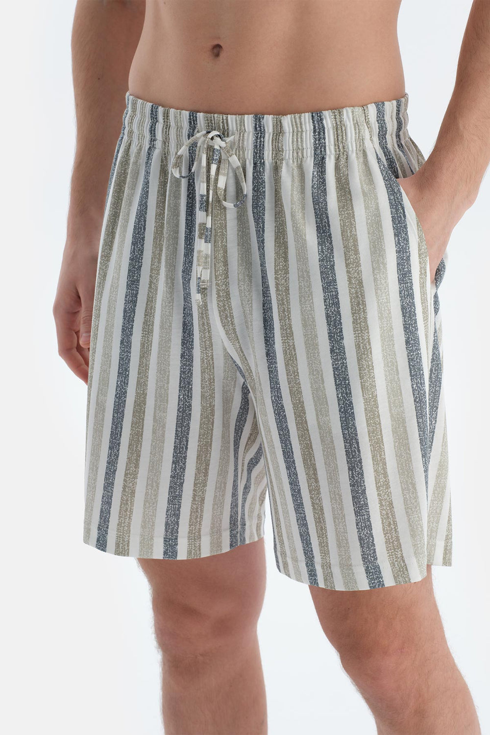 Indigo Pat Ve Fleto Cep Detaylı Tişört Şort Pijama Takımı