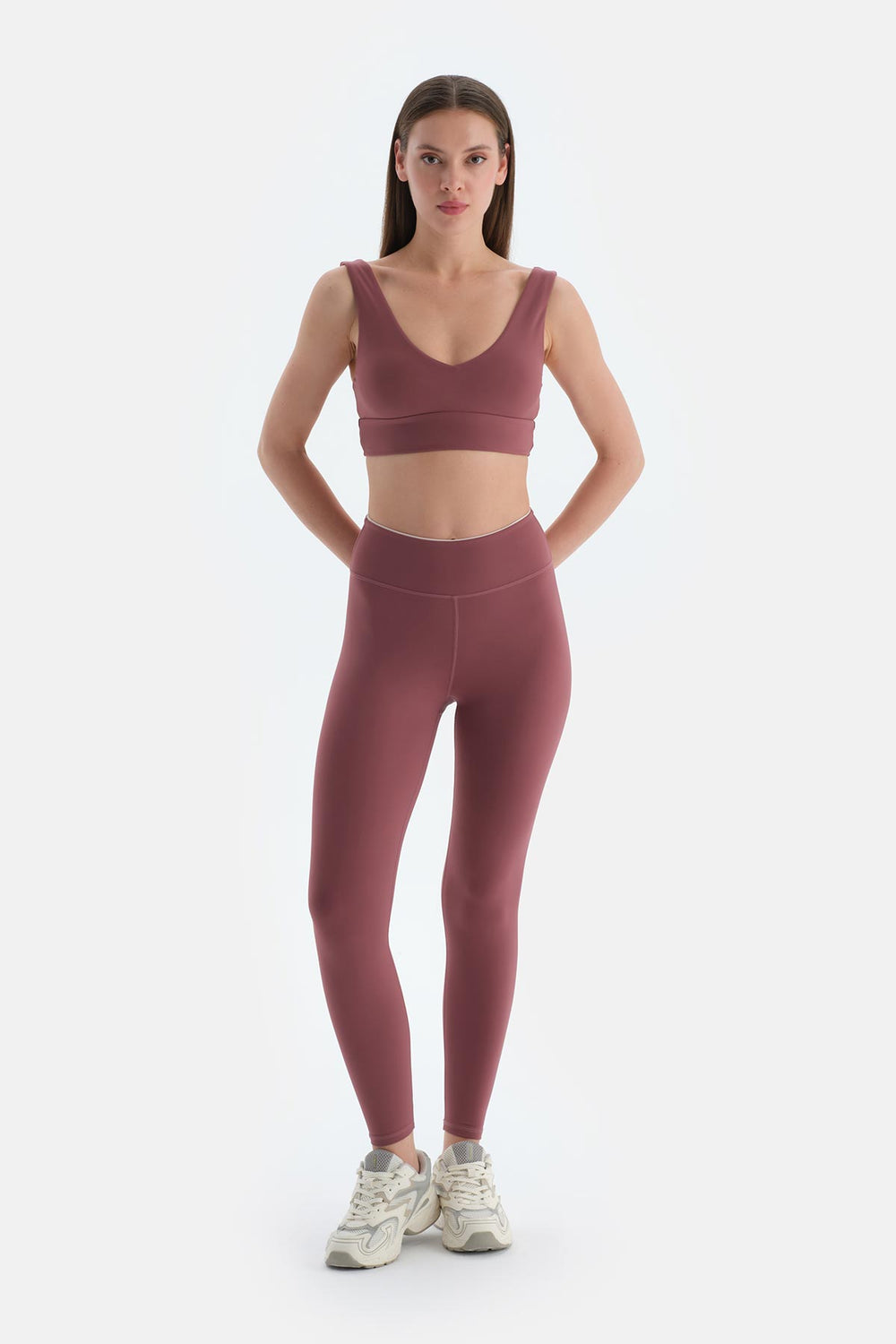 Mürdüm Kadın Kalın Askılı Sporcu Sütyeni