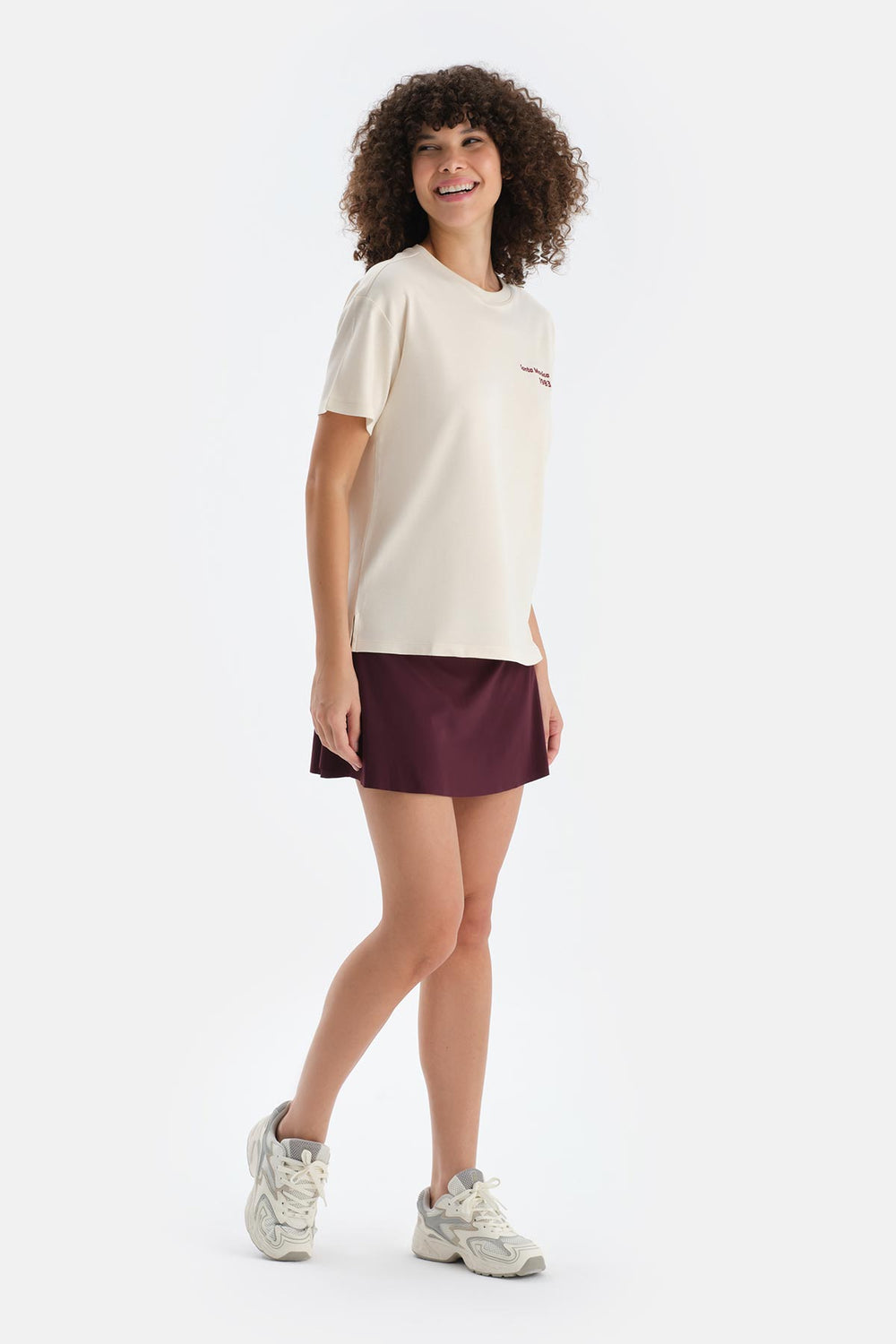 Ekru Kadın Slogan Baskılı Tişört