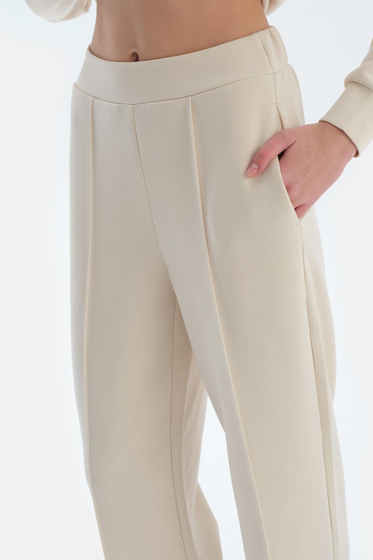 Ekru Kadın Nervürlü Modal Eşofman Altı