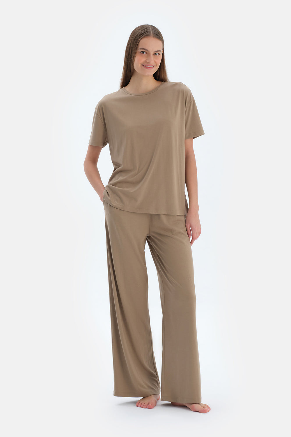 Sütlü Kahve Cepli Basıc Modal Pantolon