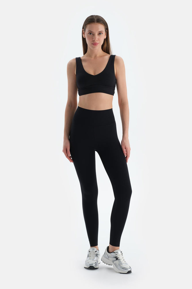 Siyah Kadın Toparlayıcı Tayt