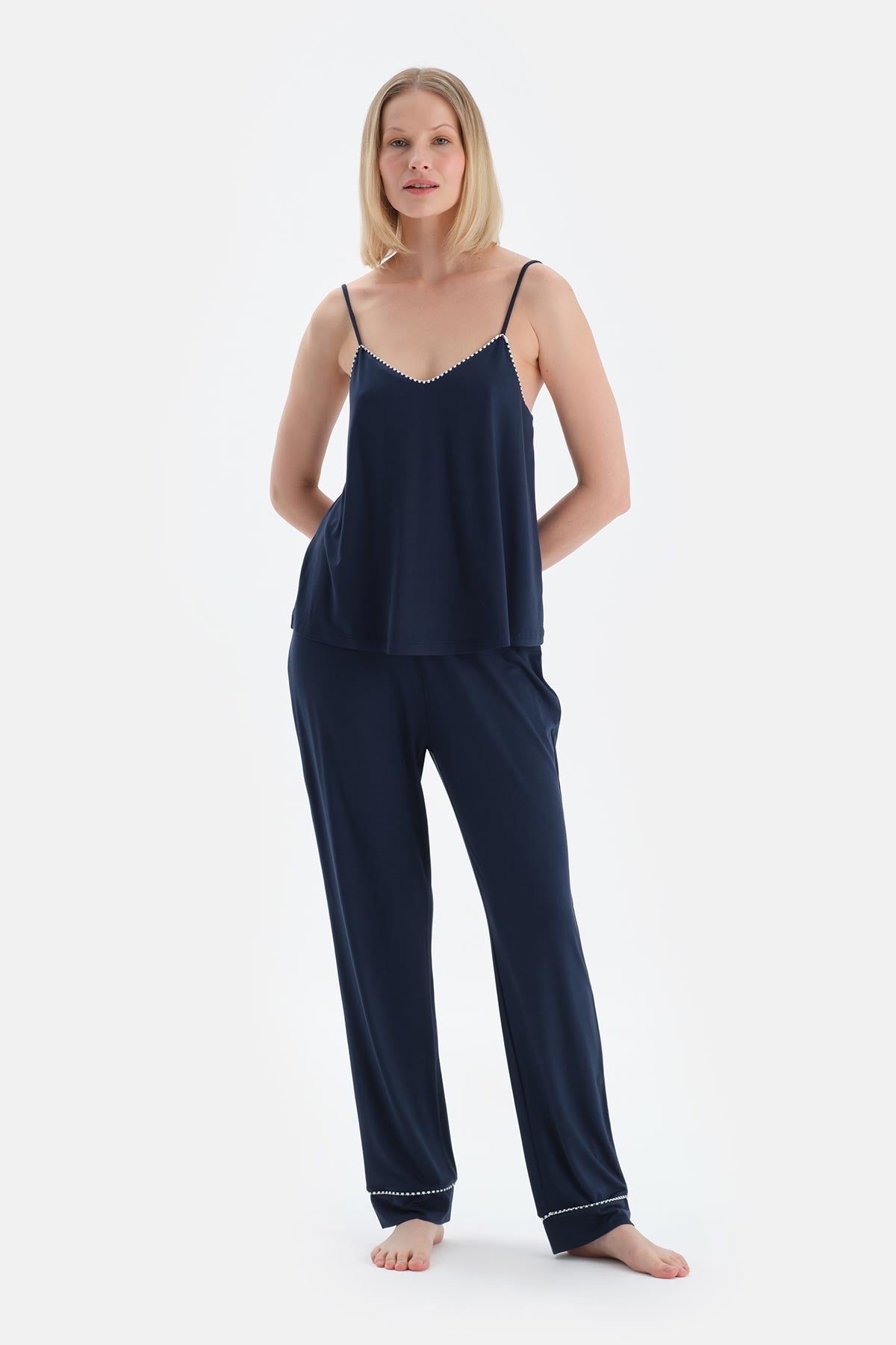 Lacivert V Yaka Ince Askılı Viskon Atlet Pantolon Pijama Takımı