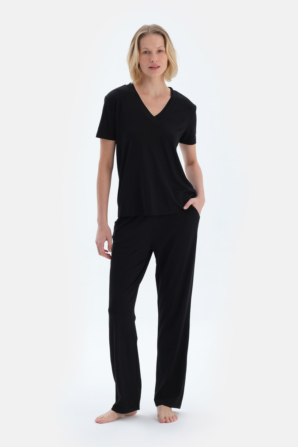 Black SHORT SLEEVE V-NECK BASIC VISCOSE T-SHIRT PANTS PAJAMA SET