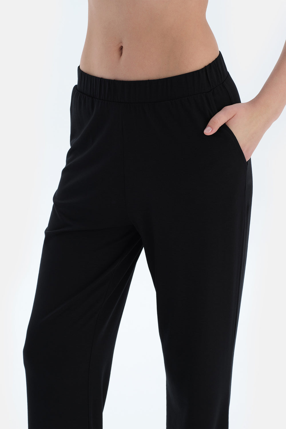 Black SHORT SLEEVE V-NECK BASIC VISCOSE T-SHIRT PANTS PAJAMA SET