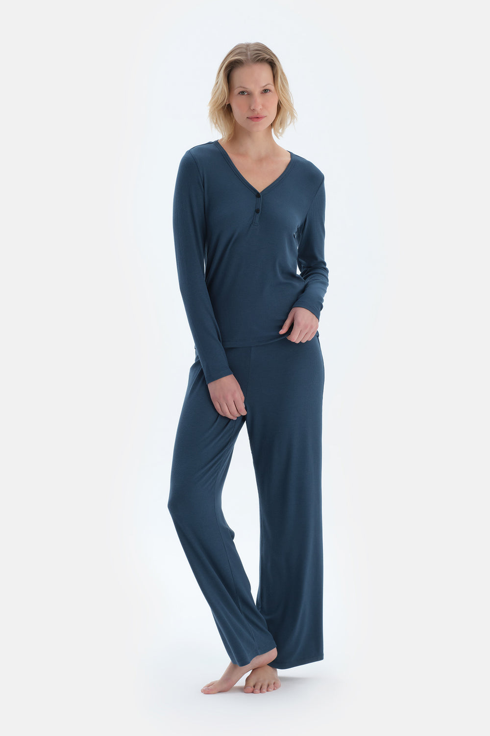 Lacivert V Yaka Viskon Kaşkorse Tişört Pantolon Pijama Takımı