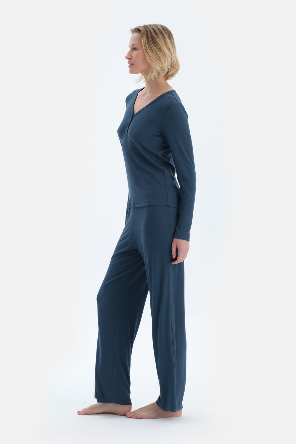 Lacivert V Yaka Viskon Kaşkorse Tişört Pantolon Pijama Takımı