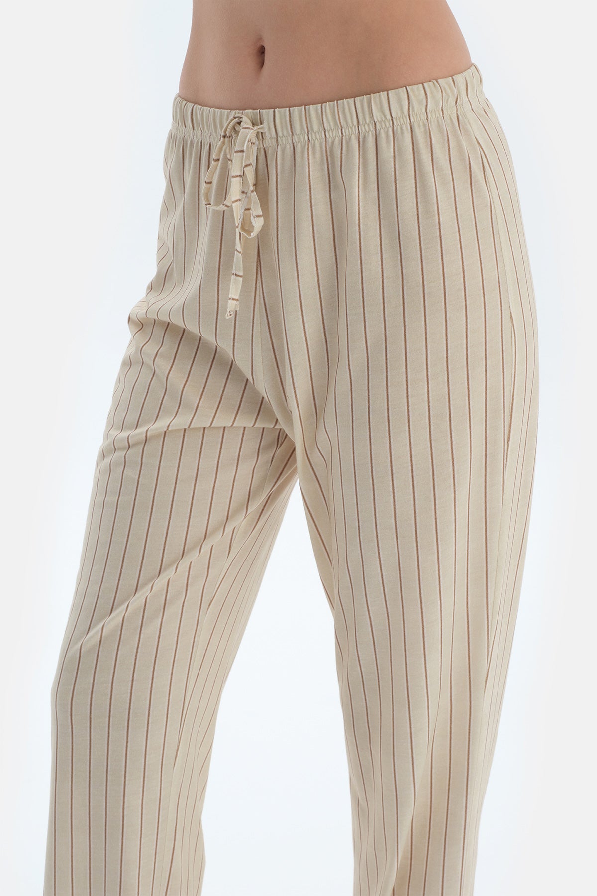 Yeşil Çizgili Nakış Detaylı Gömlek Pantolon Pijama Takımı