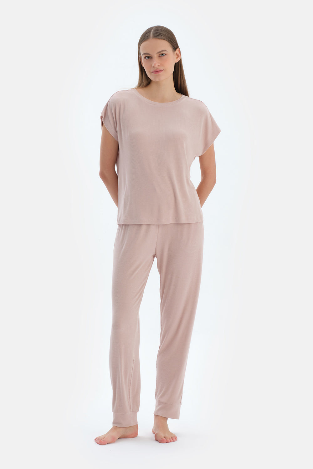 Açık Pembe Bisiklet Yaka Jogger Paça Viskon Kaşkorse Pijama Takımı
